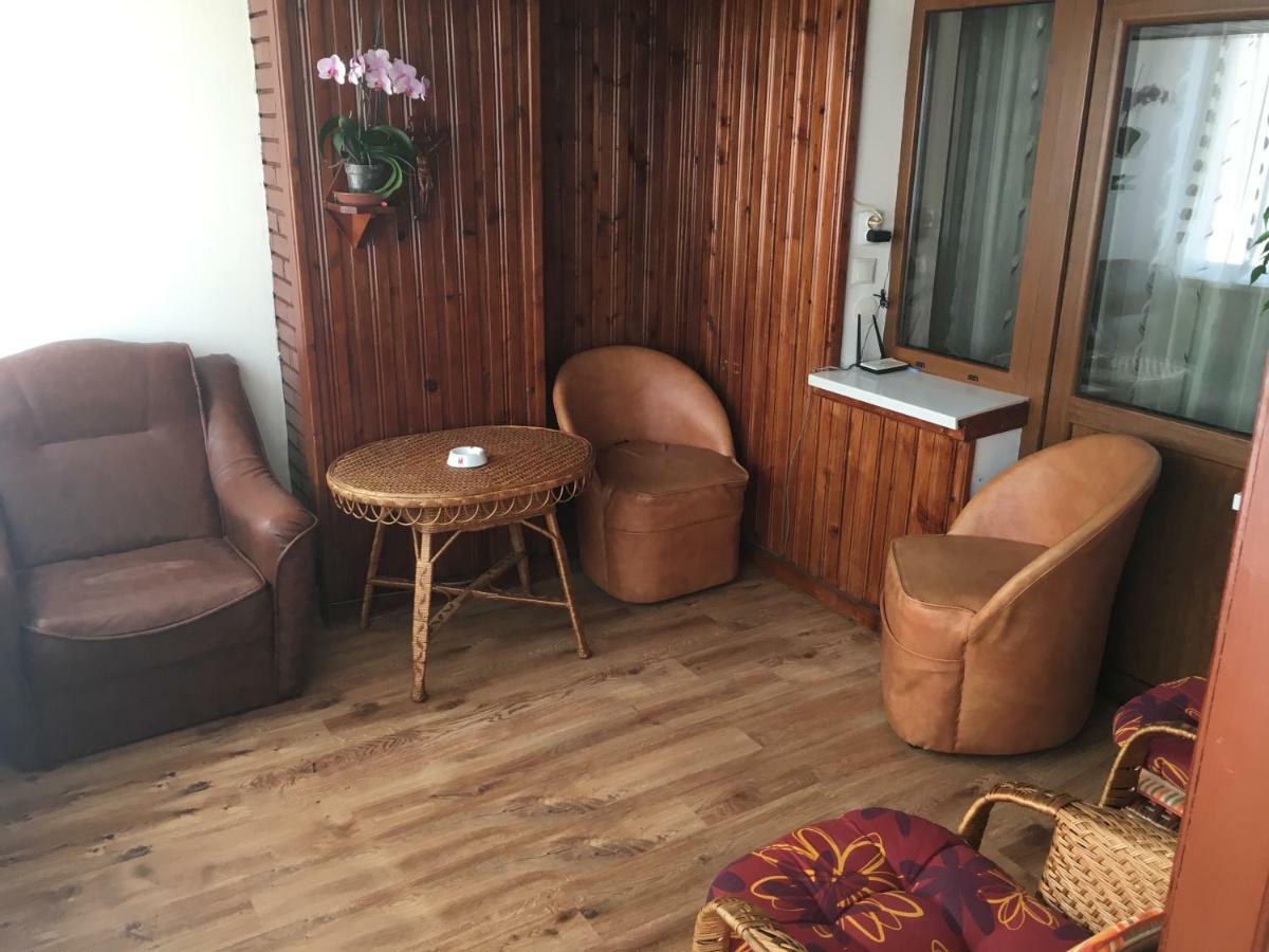 Apartament Antonia Apartment Tirgu Ocna Bagian luar foto