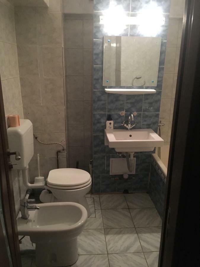 Apartament Antonia Apartment Tirgu Ocna Bagian luar foto